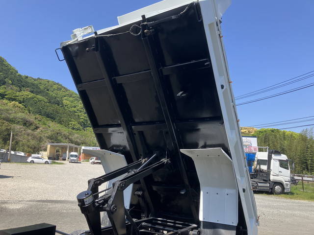 いすゞフォワードダンプ中型（4t）[写真15]