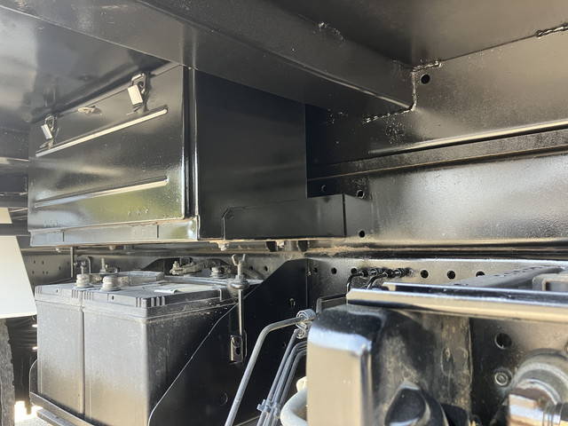 いすゞフォワードダンプ中型（4t）[写真24]