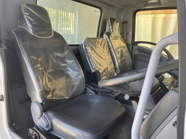 いすゞフォワードダンプ中型（4t）[写真31]