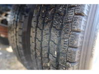 いすゞエルフコンテナ専用車小型（2t・3t）[写真12]