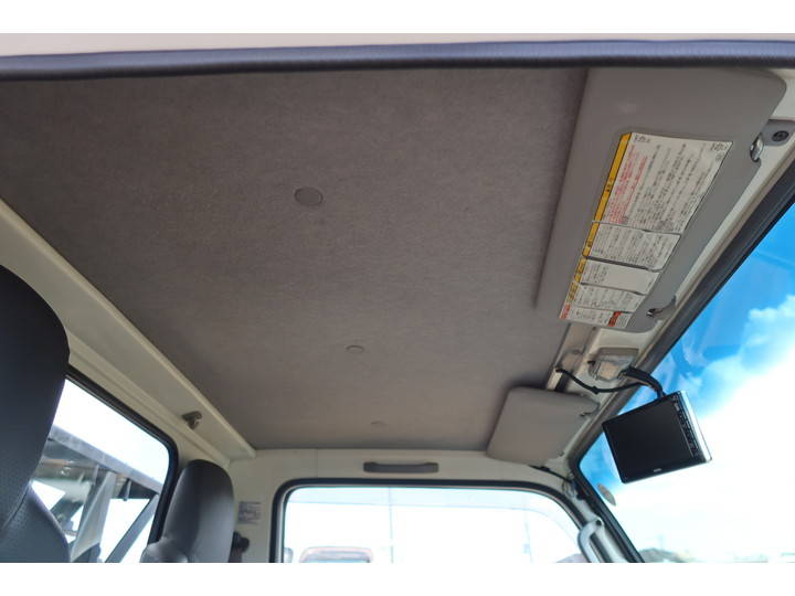 いすゞエルフコンテナ専用車小型（2t・3t）[写真21]