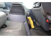 いすゞエルフコンテナ専用車小型（2t・3t）[写真34]