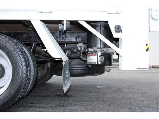 トヨタトヨエース平ボディ小型（2t・3t）[写真20]