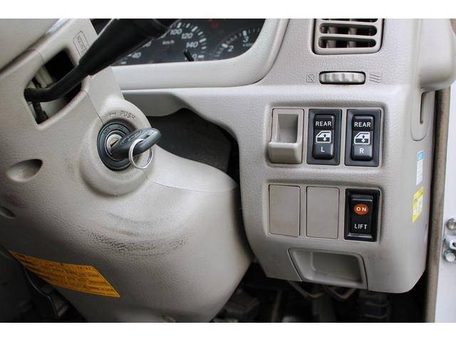 トヨタトヨエース平ボディ小型（2t・3t）[写真27]