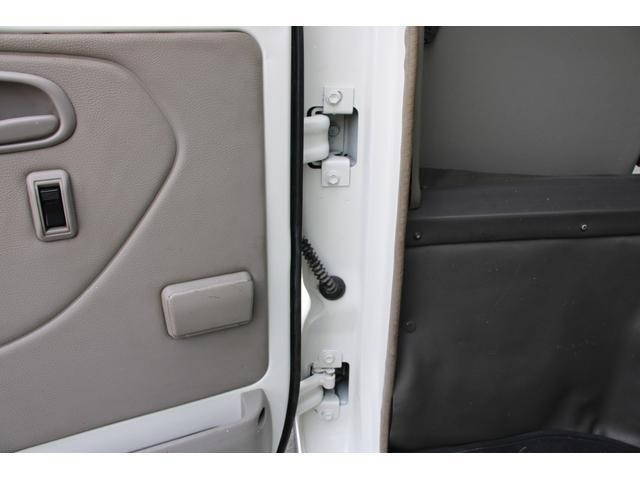 トヨタトヨエース平ボディ小型（2t・3t）[写真38]