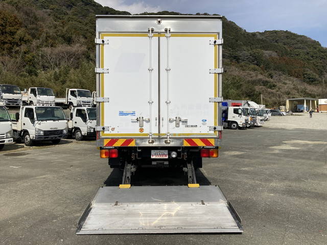 日野レンジャー冷凍車（冷蔵車）中型（4t）[写真11]