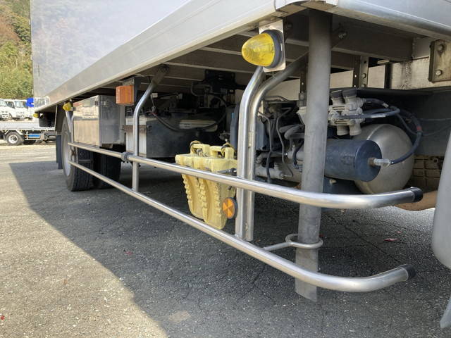 日野レンジャー冷凍車（冷蔵車）中型（4t）[写真20]