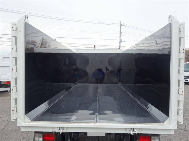 日野レンジャー深ダンプ（土砂禁ダンプ）中型（4t）[写真14]