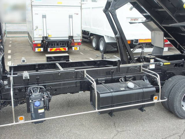 日野レンジャー深ダンプ（土砂禁ダンプ）中型（4t）[写真06]