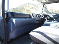 日野レンジャーセルフクレーン4段増トン（6t・8t）[写真30]