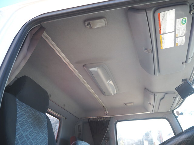 日野レンジャーセルフクレーン4段増トン（6t・8t）[写真34]