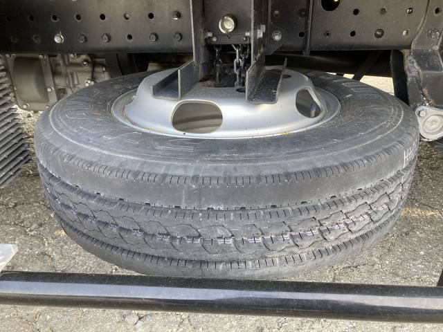 三菱ふそうキャンターアルミバン小型（2t・3t）[写真16]