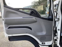 三菱ふそうキャンターアルミバン小型（2t・3t）[写真23]