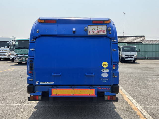 日野レンジャーパッカー車（塵芥車）増トン（6t・8t）[写真11]