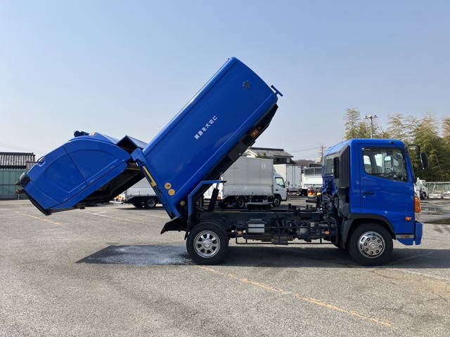 日野レンジャーパッカー車（塵芥車）増トン（6t・8t）[写真08]