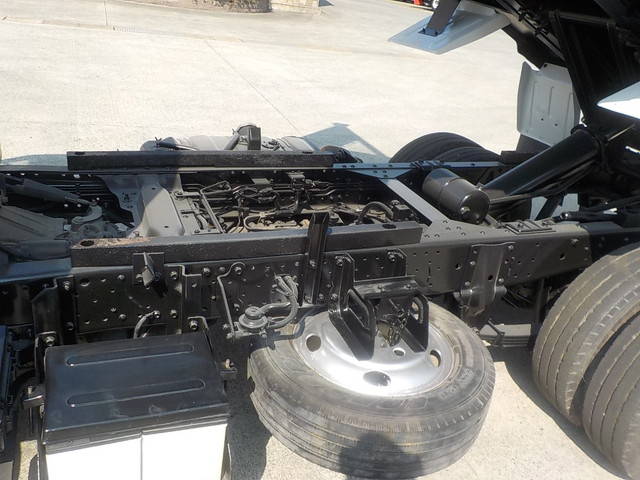 いすゞエルフダンプ小型（2t・3t）[写真24]