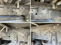 日野デュトロパネルバン小型（2t・3t）[写真21]