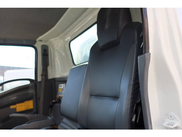 いすゞエルフパッカー車（塵芥車）小型（2t・3t）[写真39]