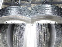 いすゞフォワードアルミバン中型（4t）[写真12]