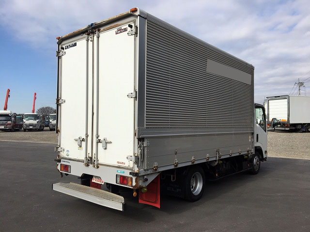 いすゞエルフアルミウイング小型（2t・3t）[写真02]