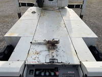 いすゞエルフ高所作業車小型（2t・3t）[写真12]