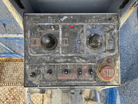 いすゞエルフ高所作業車小型（2t・3t）[写真18]