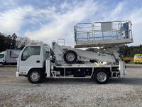 いすゞエルフ高所作業車小型（2t・3t）[写真06]