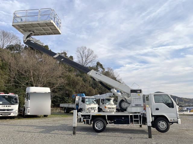 いすゞエルフ高所作業車小型（2t・3t）[写真06]