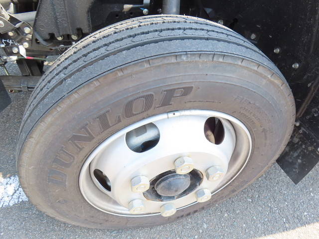 三菱ふそうキャンターセルフクレーン4段小型（2t・3t）[写真13]