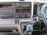 三菱ふそうキャンターセルフクレーン4段小型（2t・3t）[写真20]