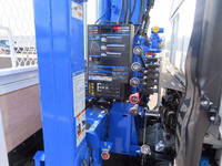 三菱ふそうキャンターセルフクレーン4段小型（2t・3t）[写真29]