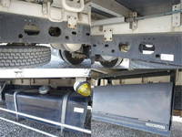 いすゞフォワードアルミウイング中型（4t）[写真12]