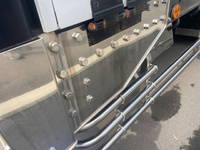 UDトラックスクオンアルミブロック大型（10t）[写真13]