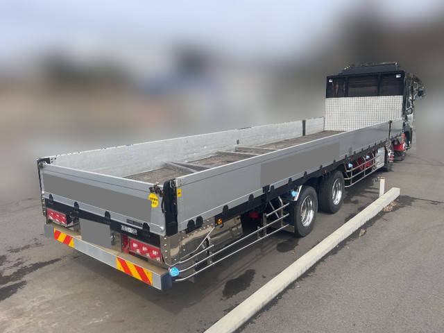 UDトラックスクオンアルミブロック大型（10t）[写真02]