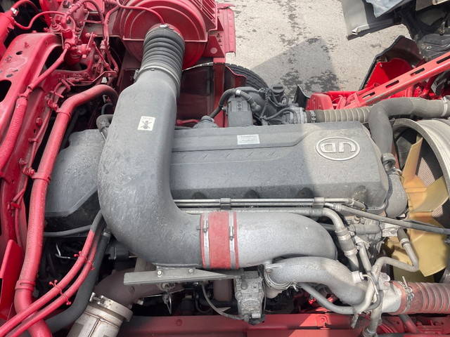 UDトラックスクオンアルミブロック大型（10t）[写真22]