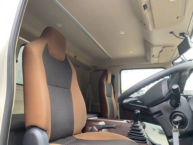 日野レンジャーアルミウイング中型（4t）[写真36]