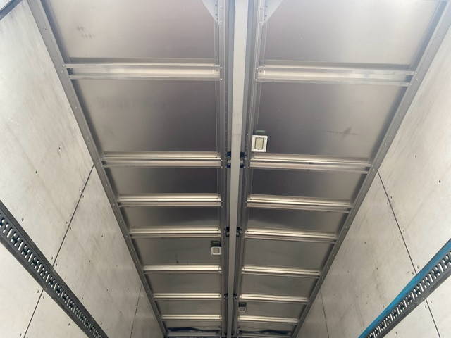 日野レンジャーアルミウイング中型（4t）[写真07]