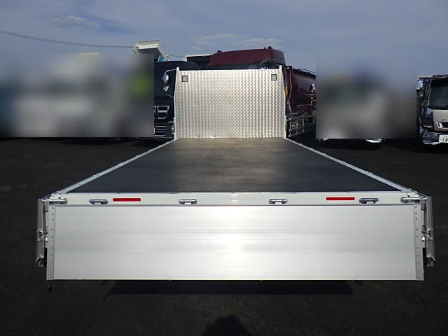 三菱ふそうキャンターアルミブロック小型（2t・3t）[写真06]