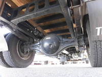 UDトラックスコンドル平ボディ中型（4t）[写真17]