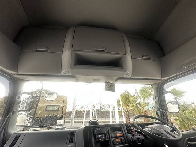 いすゞギガ冷凍車（冷蔵車）大型（10t）[写真19]