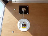 三菱ふそうキャンターパネルバン小型（2t・3t）[写真12]