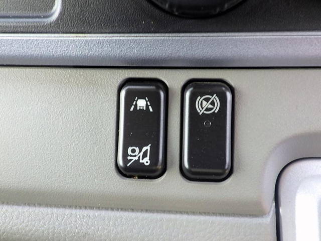 三菱ふそうキャンターパネルバン小型（2t・3t）[写真23]