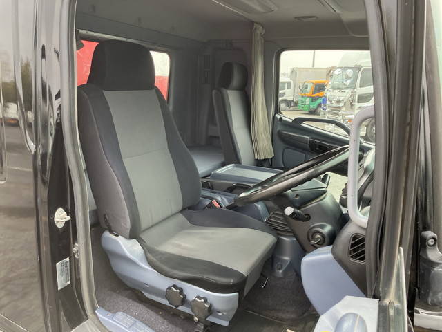 日野レンジャーセルフクレーン4段増トン（6t・8t）[写真33]