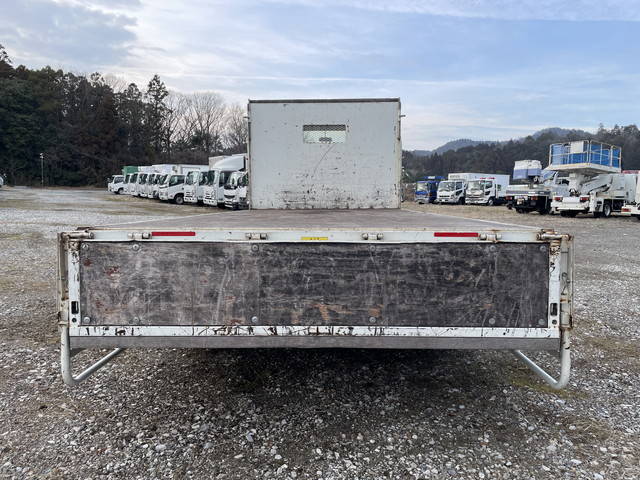 三菱ふそうキャンター平ボディ小型（2t・3t）[写真12]