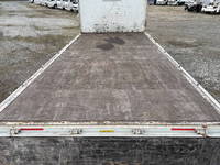 三菱ふそうキャンター平ボディ小型（2t・3t）[写真13]