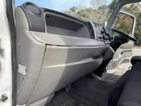 三菱ふそうキャンター平ボディ小型（2t・3t）[写真35]