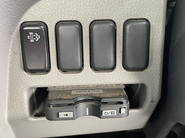 三菱ふそうキャンター平ボディ小型（2t・3t）[写真38]