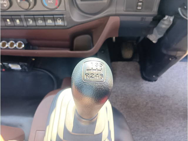 日野レンジャーコンテナ専用車中型（4t）[写真22]