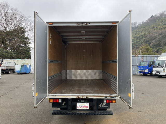 三菱ふそうキャンターアルミバン小型（2t・3t）[写真10]