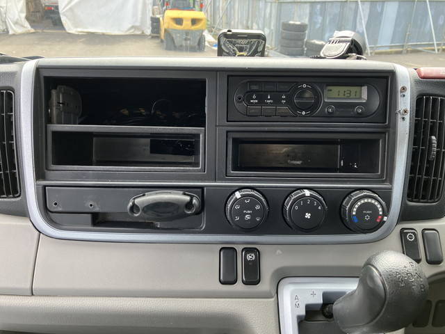 三菱ふそうキャンターアルミバン小型（2t・3t）[写真34]